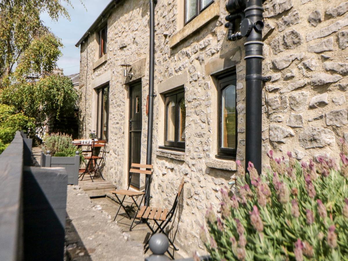 Kempshill Cottage Tideswell Exterior photo