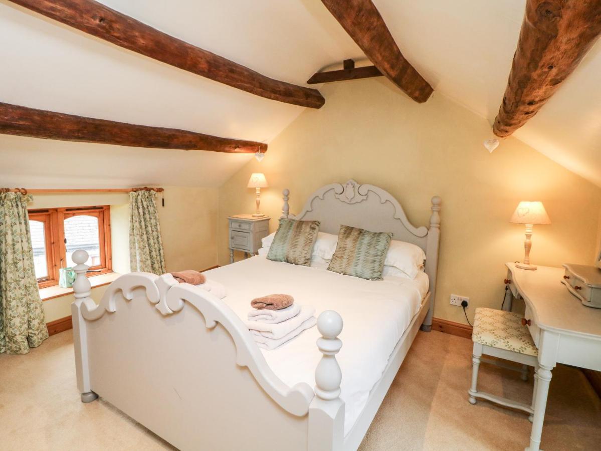 Kempshill Cottage Tideswell Exterior photo
